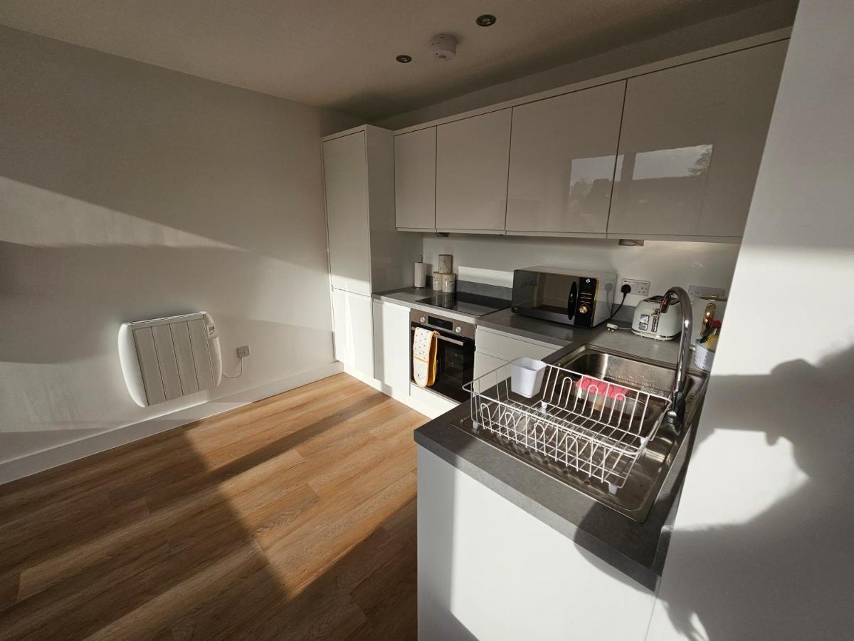 Brand New Trafford Apartment マンチェスター エクステリア 写真